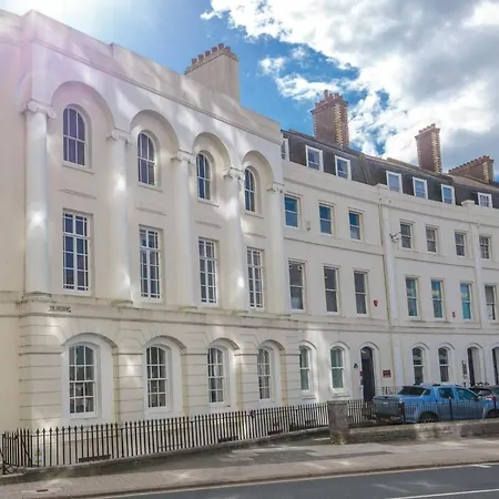 Luxury 1 Bedroom Ground Floor Apartment Plymouth Exterior photo